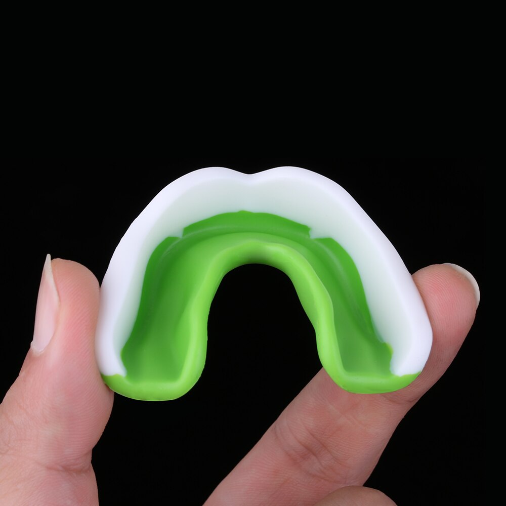 1pc Soft EVA Silicone Tanden Protector Volwassen Mond Guard Gebitsbeschermer voor Boksen Sport Voetbal Basketbal Hockey Karate Muay Thai