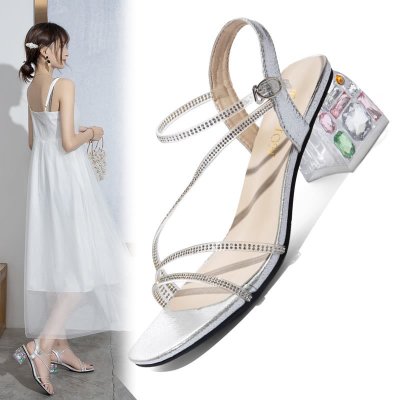 Zomerse, medium dikke sandalen met vierkante kop en wilde strass steentjes in grote maten voor dames