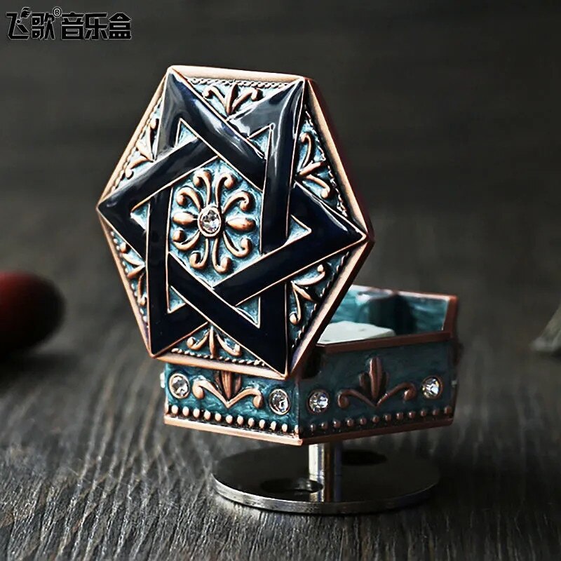 Home decoration retro piano metal music box birthday rotating music box hexagonal wedding decoration
