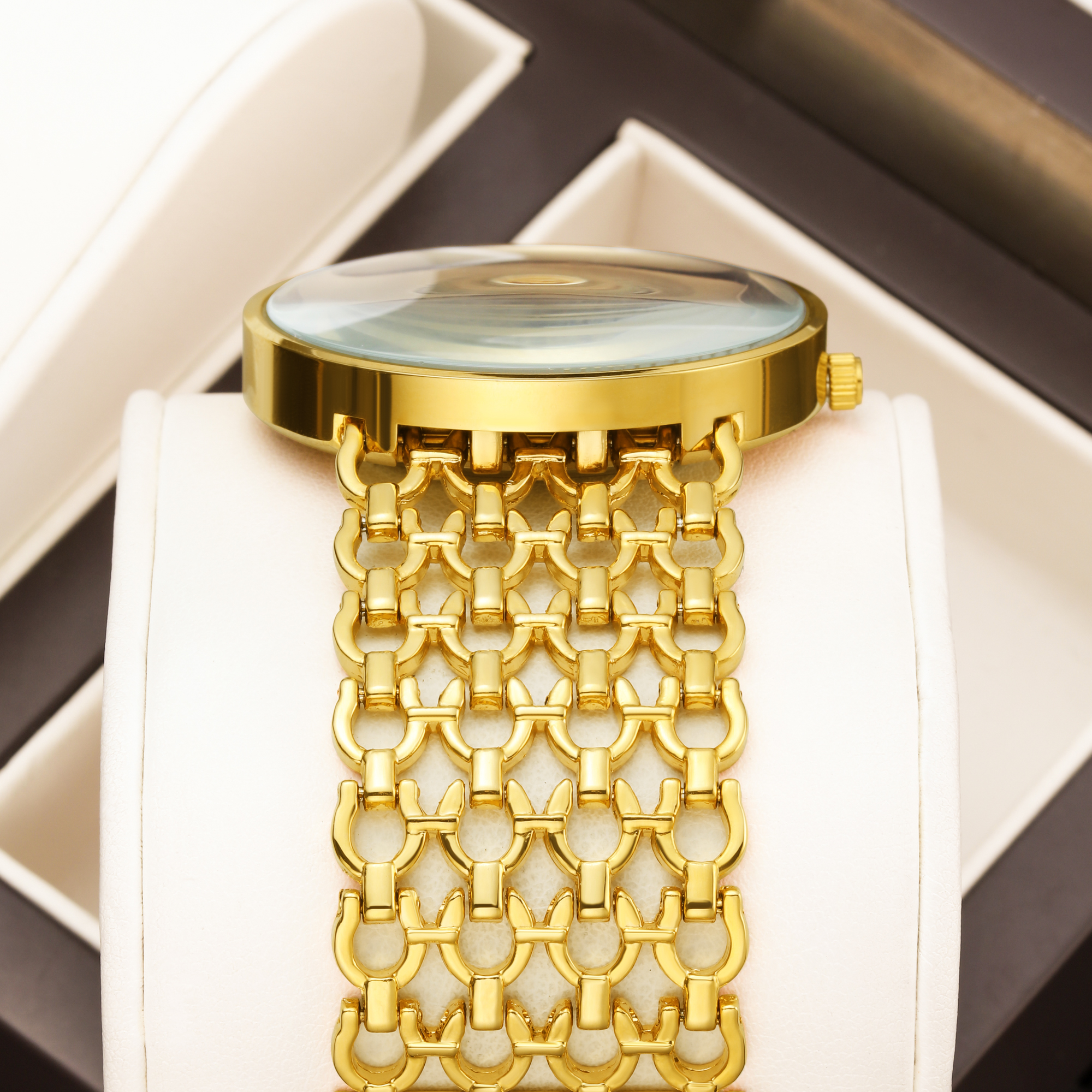 YaLaLuSi Brand Women's Watches Gold Case Black Face Simple Style Boxed Watch Remover Ion Gold Plated