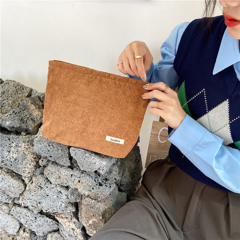Bolsa de cosméticos de viaje de pana, bolsa de almacenamiento de maquillaje portátil, monederos para mujer de gran capacidad con cremallera, organizador de maquillaje, bolso de mano de almacenamiento: Oro