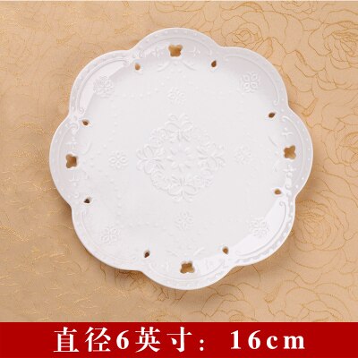 Embossed Bone China Dishes European-style Hollow Dishes Ceramic Tableware Western Dishes Salad Dishes Steak Dishes: 1pcs- 6 inch9