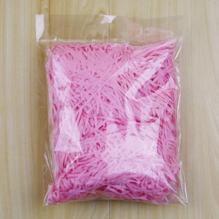 Farverige strimlet rynkepapir raffia slikbokse diy boks fyldstof materiale tissue party emballage fyldstof dekoration: Rosenrød