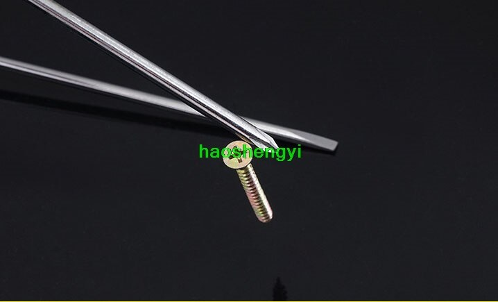 Screwdriver Slotted Phillips screwdriver, multi-specification strong magnetic manual screwdriver