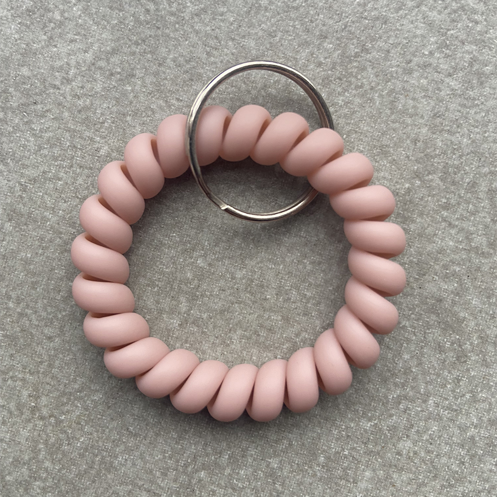Pulsera elástica, llavero con resorte, pulsera en espiral Flexible, soporte para llaves para gimnasio, piscina, tarjeta de identificación, deportes: Morado