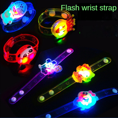Buntes, leuchtendes schmetterlings-led-nachtlicht, schmetterlingsförmiger wandaufkleber, heimdekoration, zimmerdekoration, partytischdekoration, spielzeug: Flash-armband