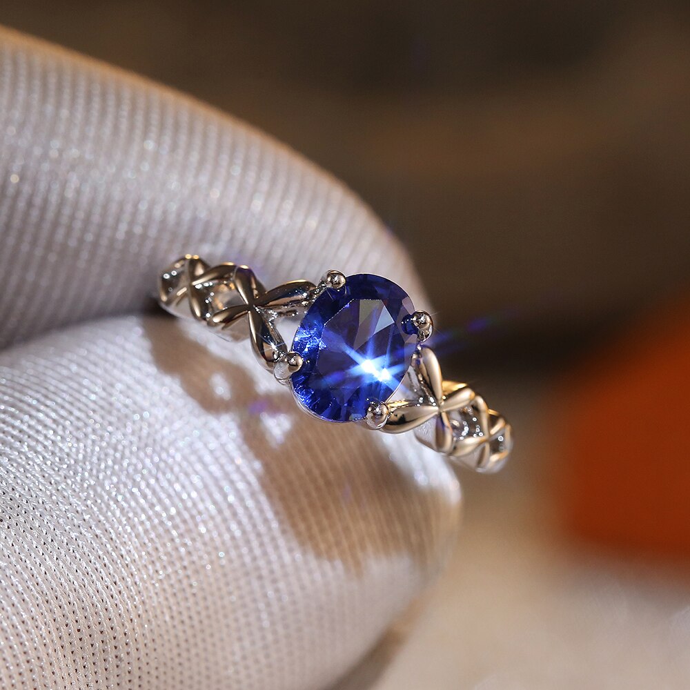 Huitan Luxus tief Blau Hochzeit Ring Klassische Einfache 4 Krallen Zirkon Stein Frauen Ring Engagement Party Weibliche Schmuck