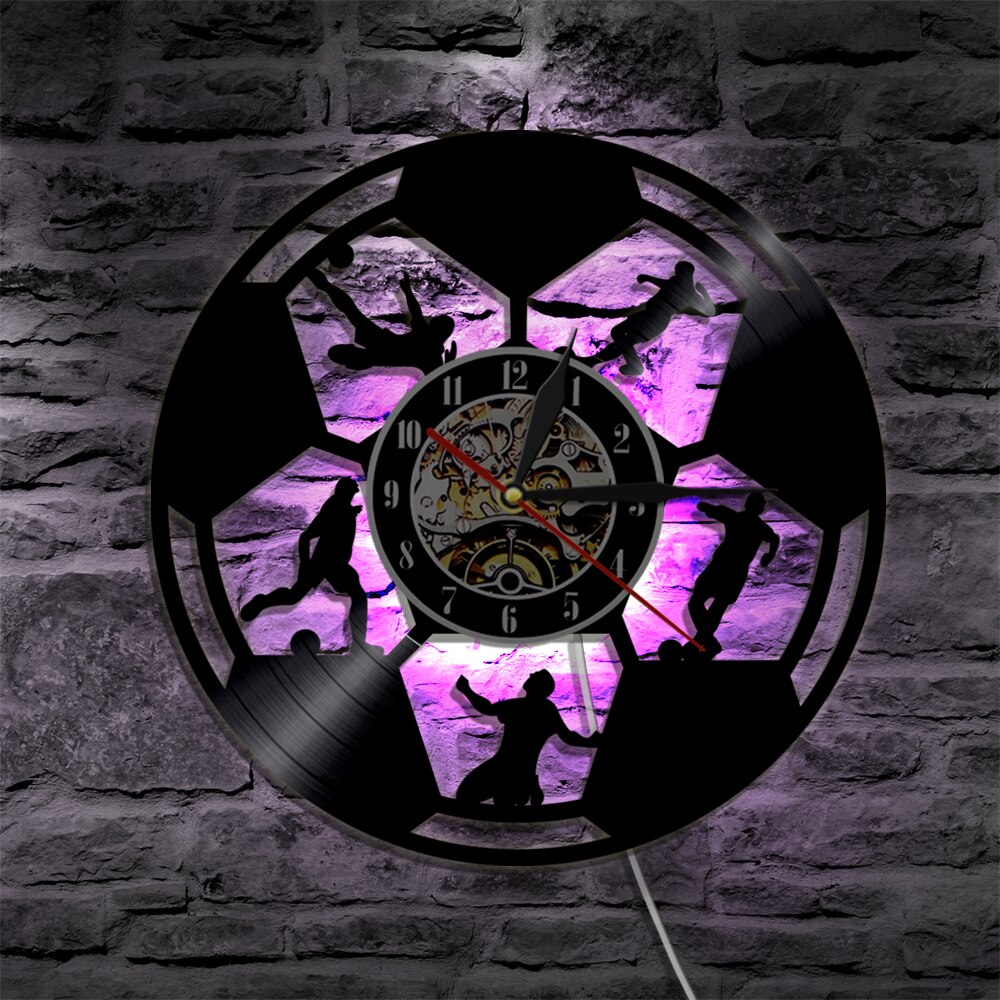 Moderne Voetbal Muur Art Klok Met Led Licht Voetbal Bal Silhouet Vinyl Record Wandklok Voor Voetbal minnaar