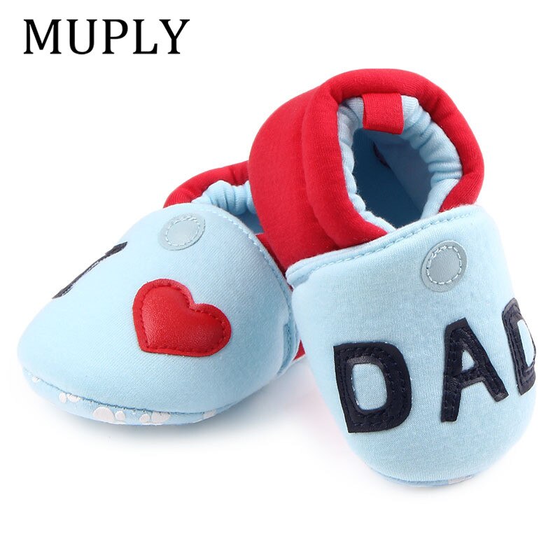 Söta första vandrare vår höst mjuk botten babyskor baby pojke tjej halkskydd tofflor tryck jag älskar mamma/pappa baby par skor