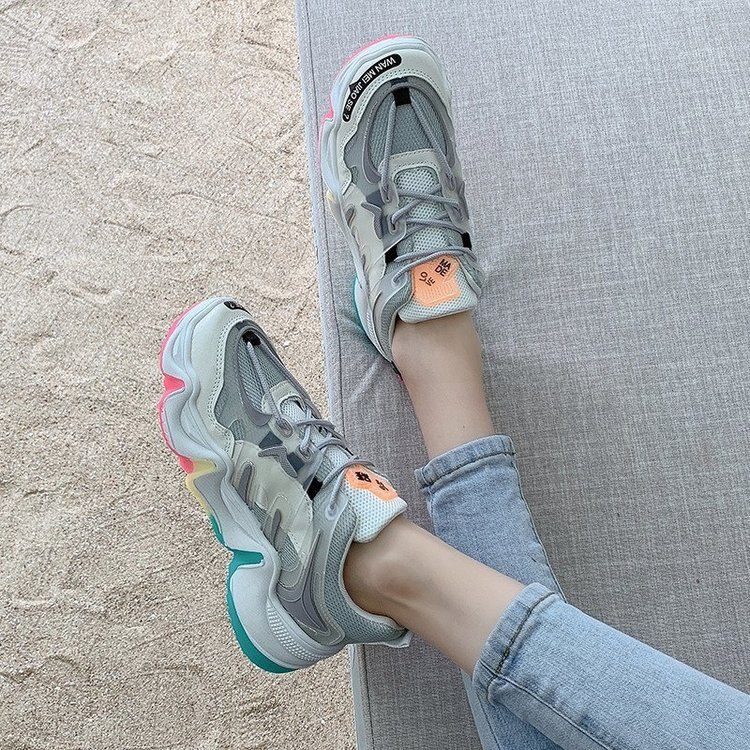 Nausk kvinder platform sko kvinder flade casual sko regnbue jelly sål behagelige åndbare sneakers sko