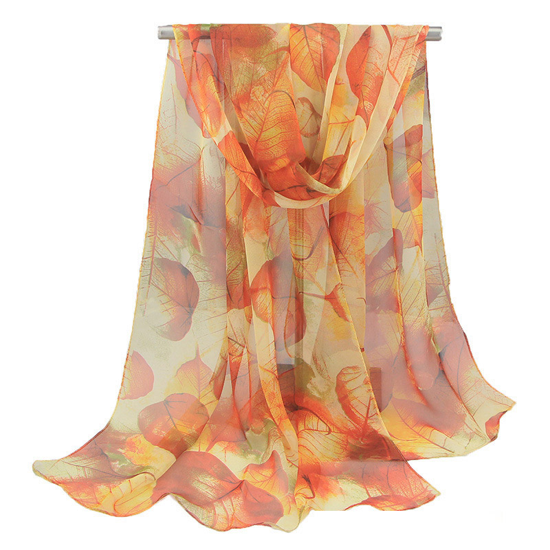 Écharpe d'été en mousseline de soie, châle de plage pour femmes, serviette de plage, écharpe douce imprimée feuilles d'érable, écharpe douce pour femmes,