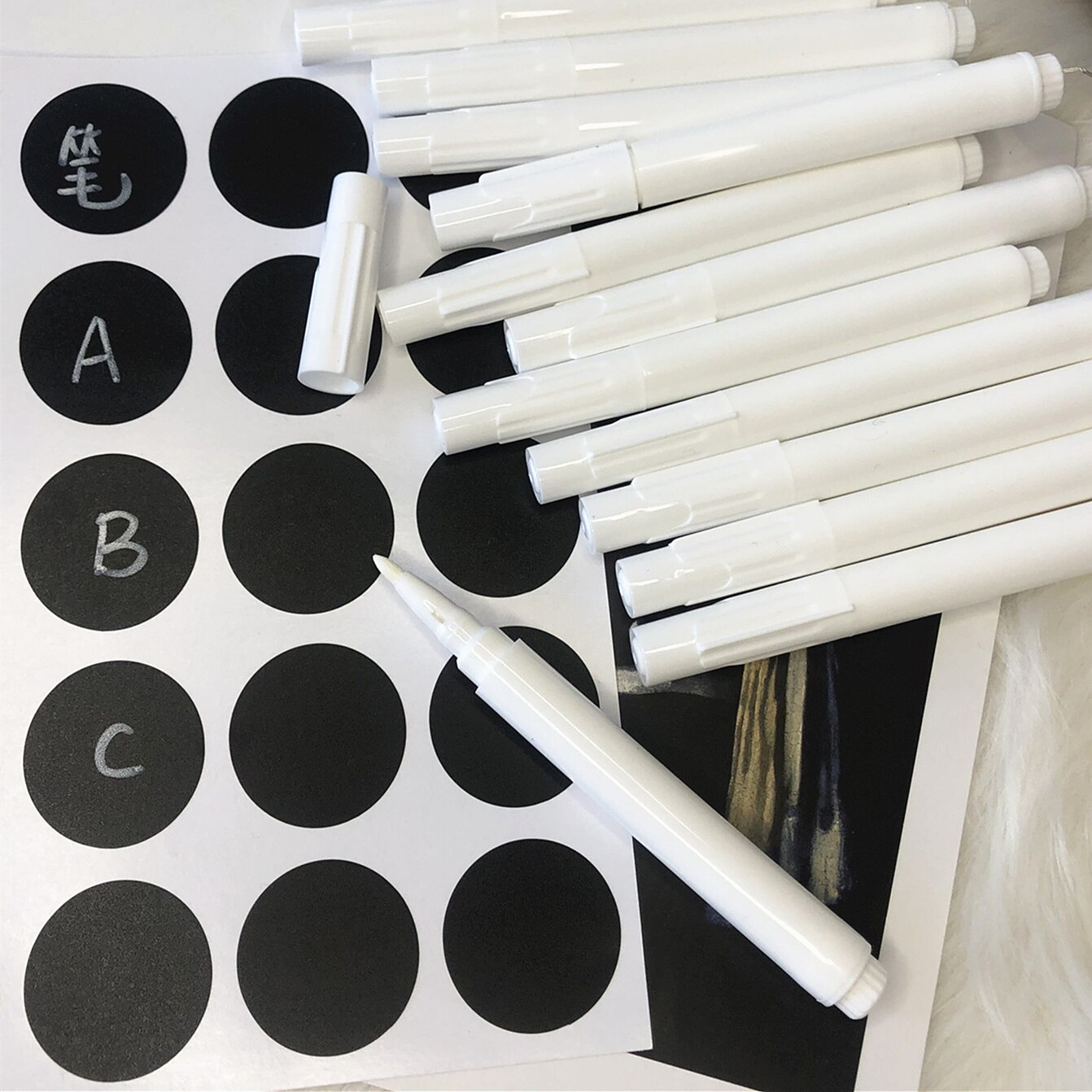 folia 371209 - Set van 12 verschillende basiskrijtstiften in 12 verschillende kleuren, voor het beschilderen op bord, glas, papier en andere gladde oppervlakken