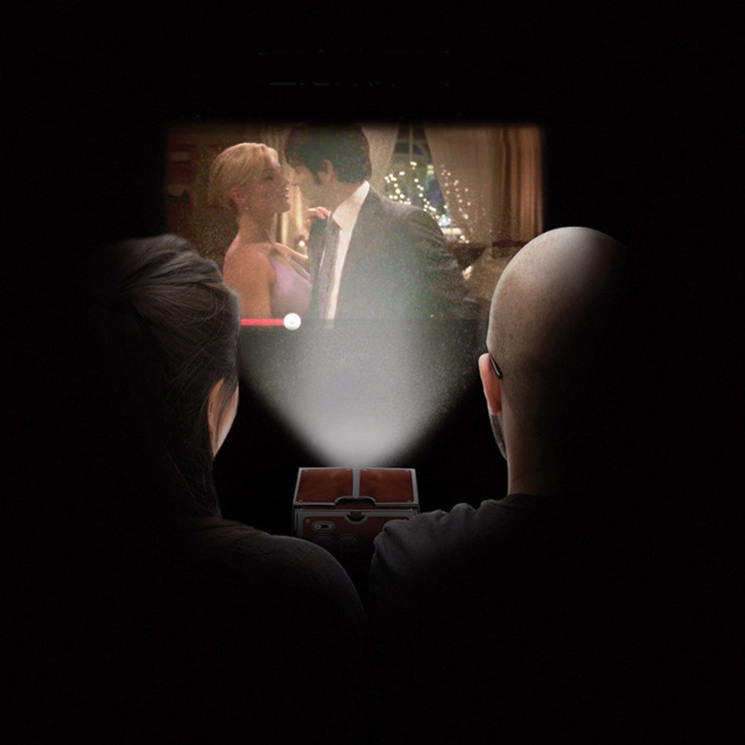 SUNNYLIFE Portable DIY Cardboard Smartphone Projector Home Theater Cinema Mobile Phone Projetor Proyector for Kids Children