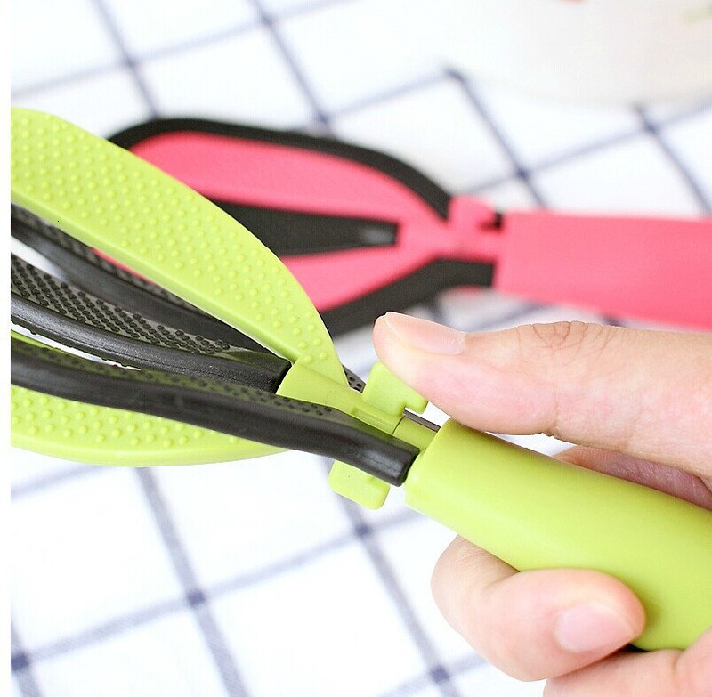 2 In 1 Multifunctional Rotating Kitchen Gadget Vertical Revolving Egg Beater Non-stick Rice Spoon Economic Cooking Tools Randoms