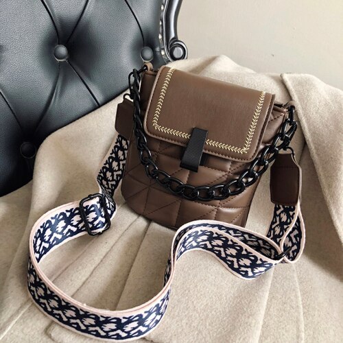 191227 Ivog Alledaagse Vrouwelijke Kleine Schoudertas Crossbody Handtas Zwart Wit Gewatteerde Keten Emmer Zakken Voor Vrouwen: Coffee color