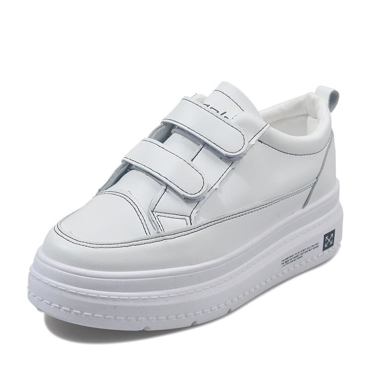 Kvinnors löparskor ökar 4.5cm högklackade sneakers fritidsskor kvinnors plattform tjock botten sport promenadskor: Svart / 4.5