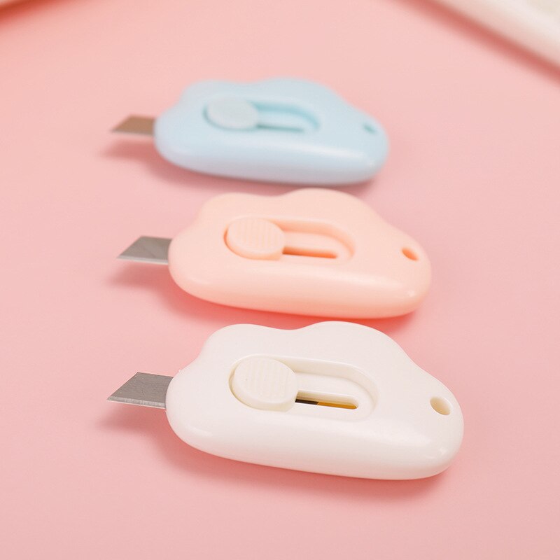 Mini cuchillo de conejo Kawaii, utensilio portátil, cortador de papel, papelería de oficina, abridor de sobre con pata de gatito