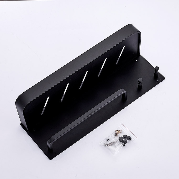 Musta tila alumiiniset kylpyhuonehyllyt koukuilla seinälle asennettava kylpyhuonehylly kylpyhuonetelineen pyyheteline