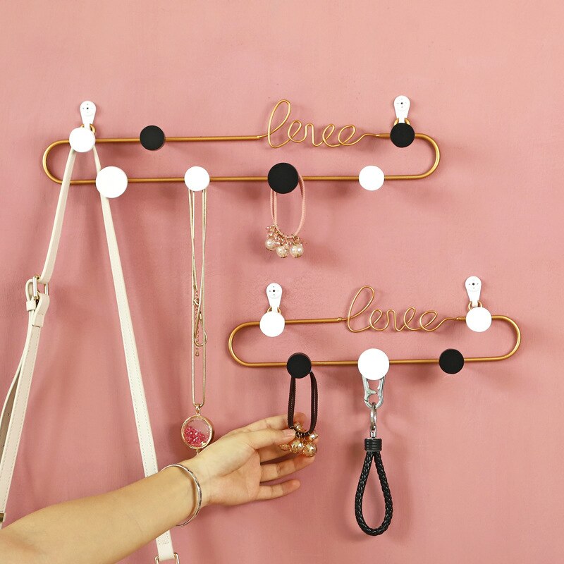 Gold Metal Love Wall Mounted Key Hanger 7 Hook Necklace Holder Necklace Organizer Hanging Rack Entryway Storage Entrance Decor
