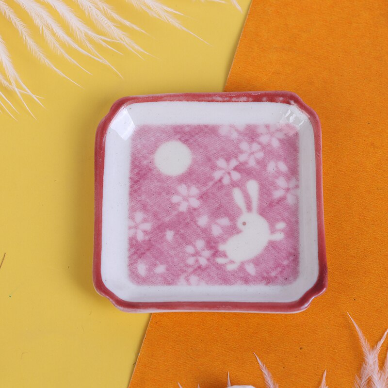 1Pc Casa Delle Bambole mini Ceramica Da Tavola Piatti Vassoi Bambola Piatti di Cibo Cucina Giocattolo 5 centimetri x 5cm: 5