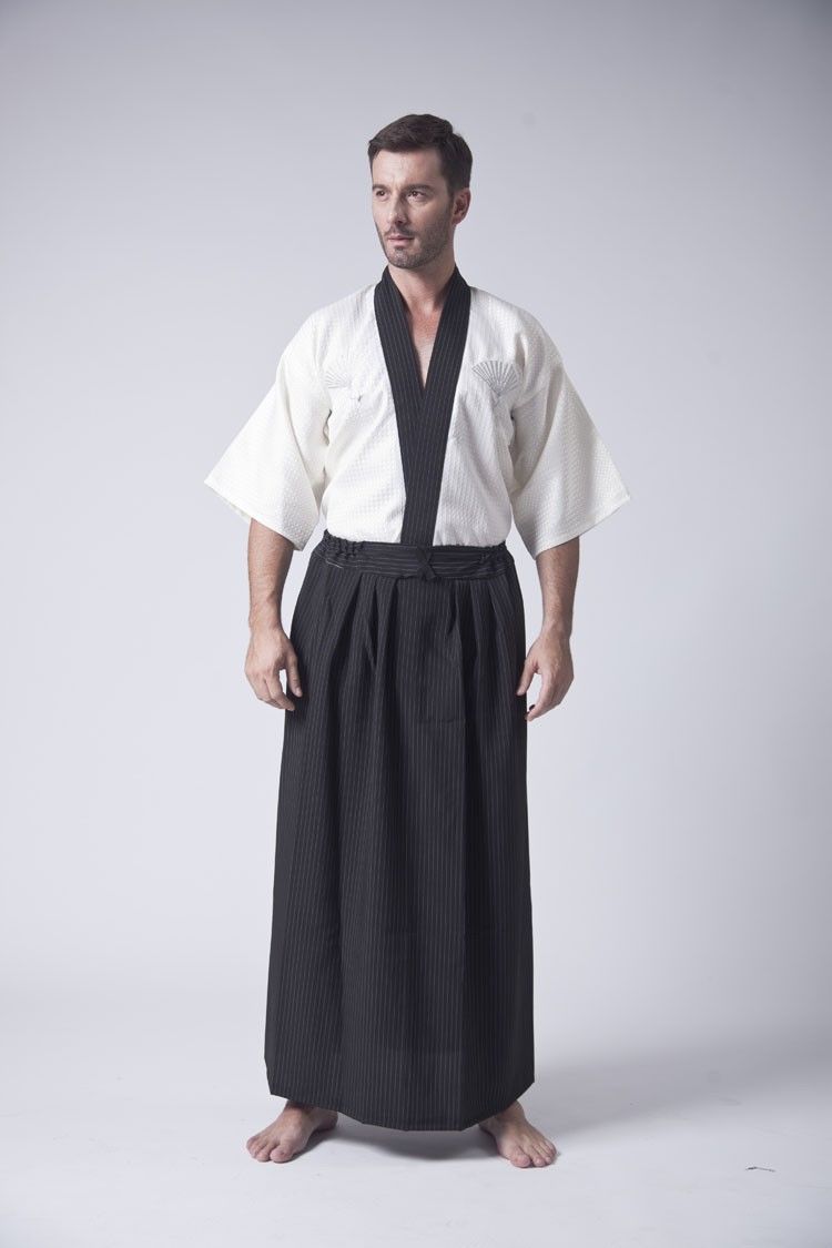 Japanese Kimono Robe Suit Men Yukata Samurai Clothing Karate Costume Black White