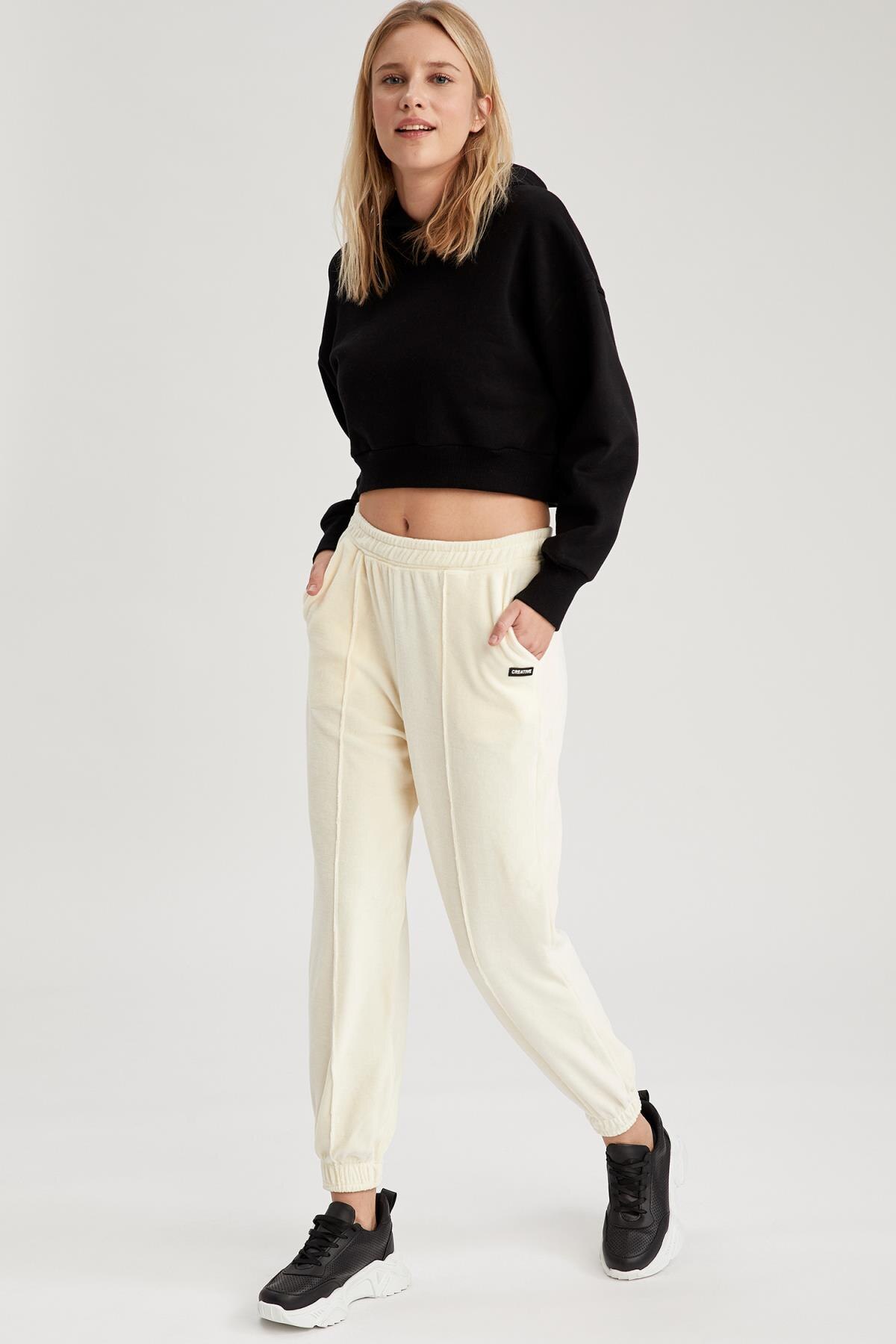 DeFacto Spring Woman Pants & Bottoms Basic Regular Fit Knitted Trousers Streetwear Dailywear Female -R6577AZ20SP