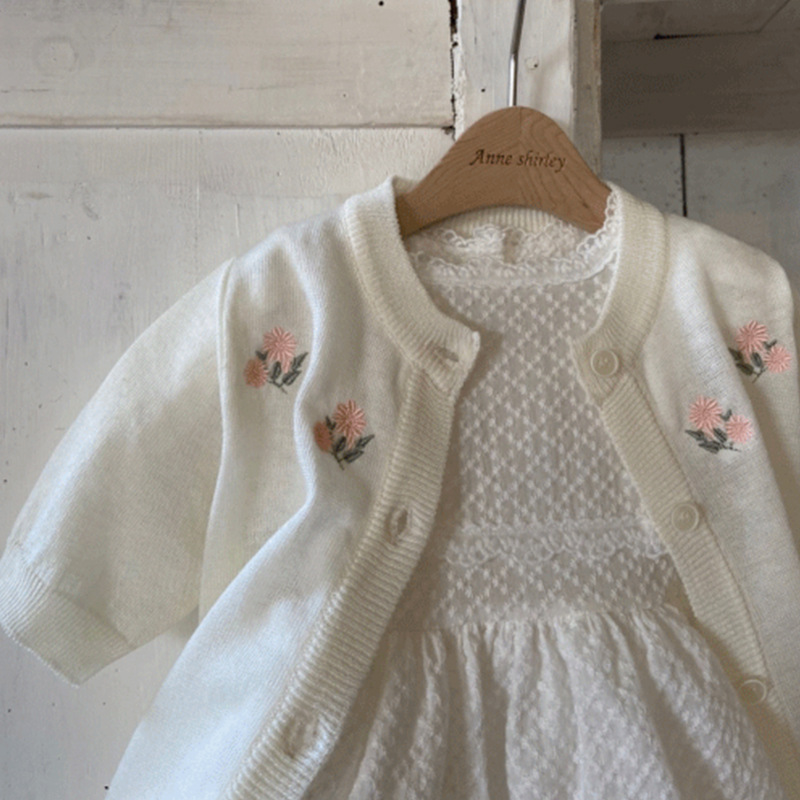 Kleinkind Gestickte Blumen Strickjacke Spitzen Baby Mädchen retro Süße Kleidung freundlicher Baumwolle lässig T-Shirt Kurzen Ärmeln Kleidung