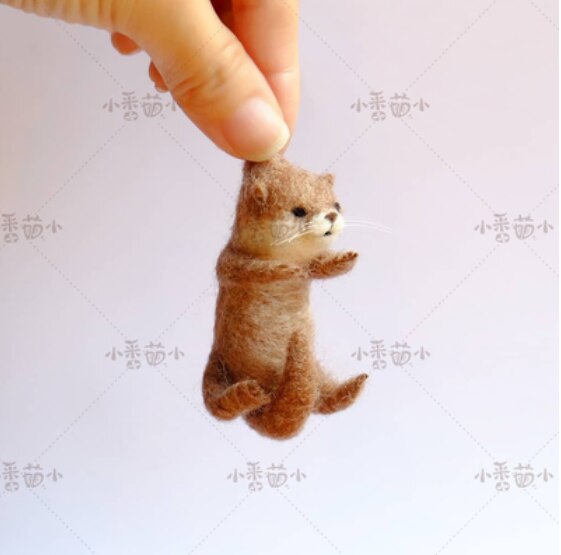 Wollen vilt prik, dier egel, kat, panda, konijn zeehond yucococafe. wollen vilt naaldvilten decoratie knutselen handwerk: J