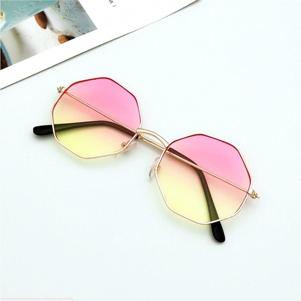 1PC nueva mujer Irregular chicas de plástico gafas de sol lentes gafas con montura metálica mujeres conductor gafas: 1