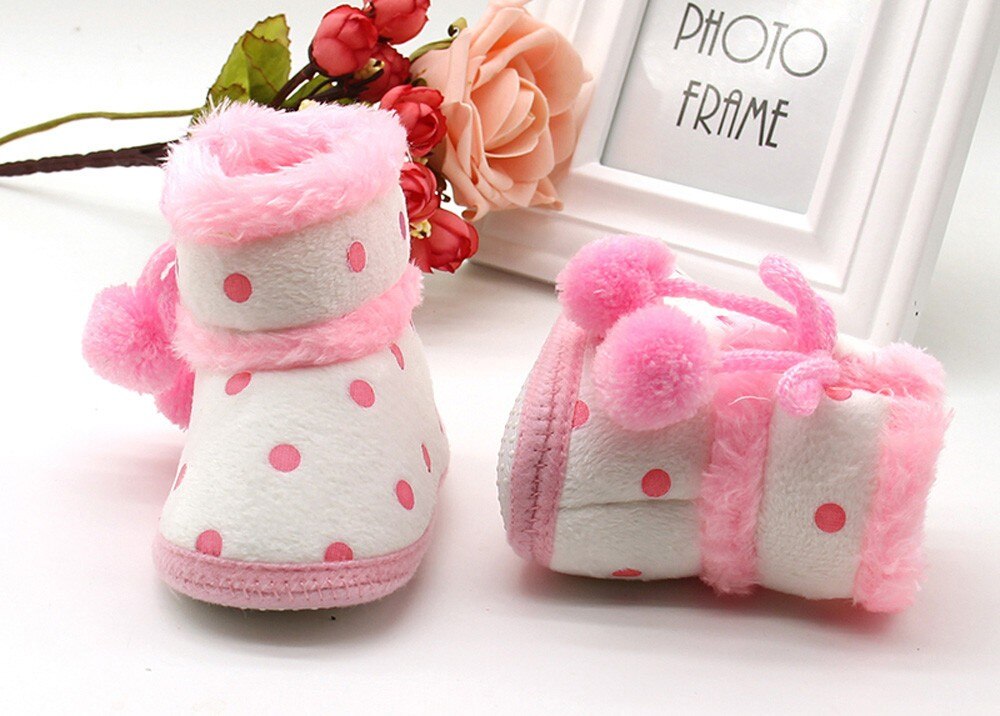 25 # Baby Mädchen Jungen Sanft Booties Plus Samt Weiß Boden Polka Punkt Kleine Haar Ball Erwärmung Schuhe Knöchel Spitze baumwolle Schuhe