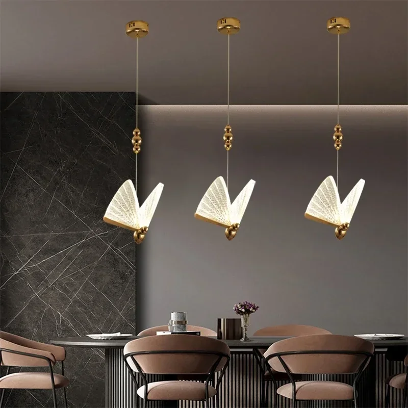 Luces colgantes de noche nórdicas, lámpara colgante Woonkamer, decoración del hogar, candelabros creativos de lujo modernos, lámparas de mariposa roja de red estéticas