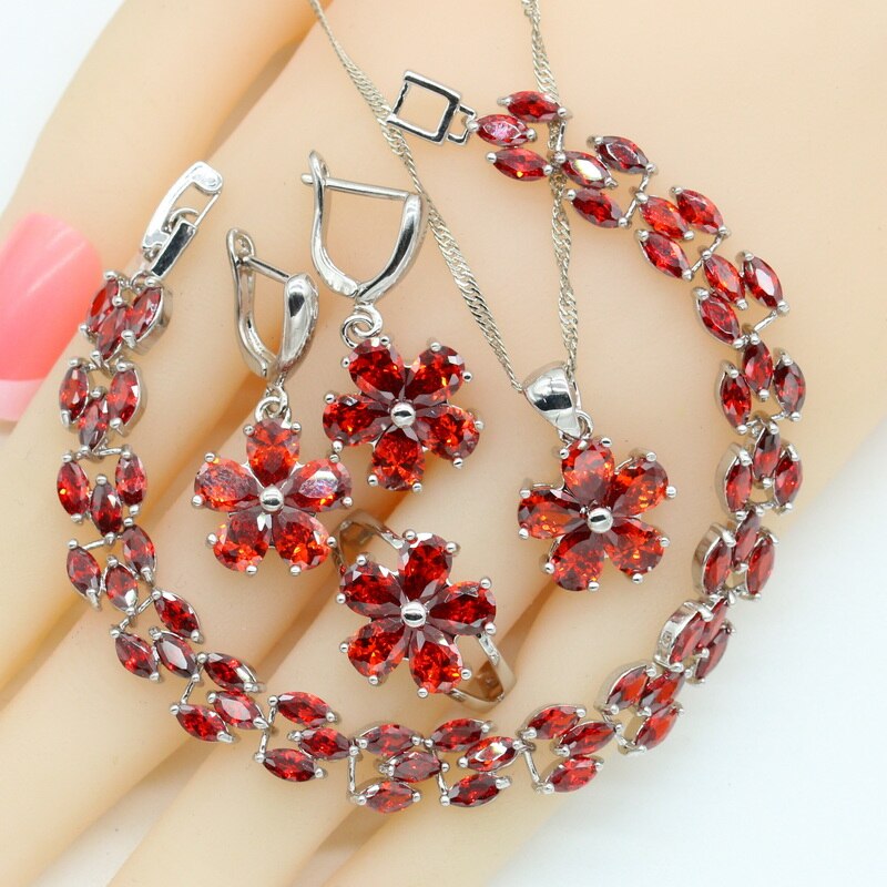 Set di gioielli Color argento con zirconi rossi per le donne forma di fiore ciondolo bracciale orecchini anelli collana confezione regalo
