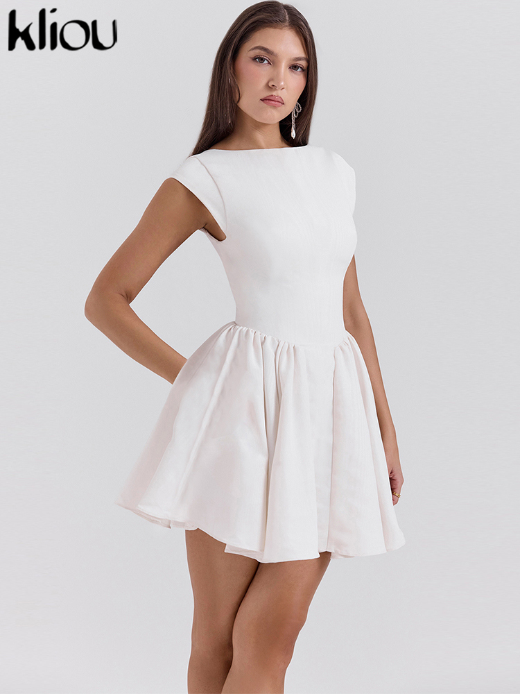 Söta nya enfärgade miniklänningar för kvinnor klassiska rygglösa bandage ärmlösa draperingar a-linjeformade bodycon-klänningar för kvinnor koncisa festklänningar: M / Vit