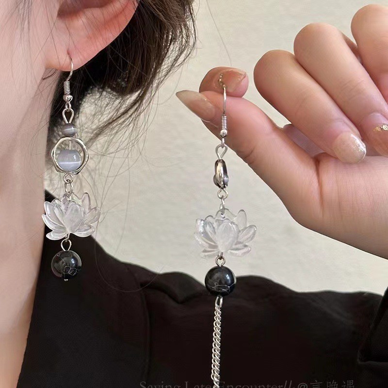 Boucles d'oreilles à pampilles papillon pour femmes, Style forêt, longues fleurs douces, tempérament Super féerique, décorations exquises: Vin rouge