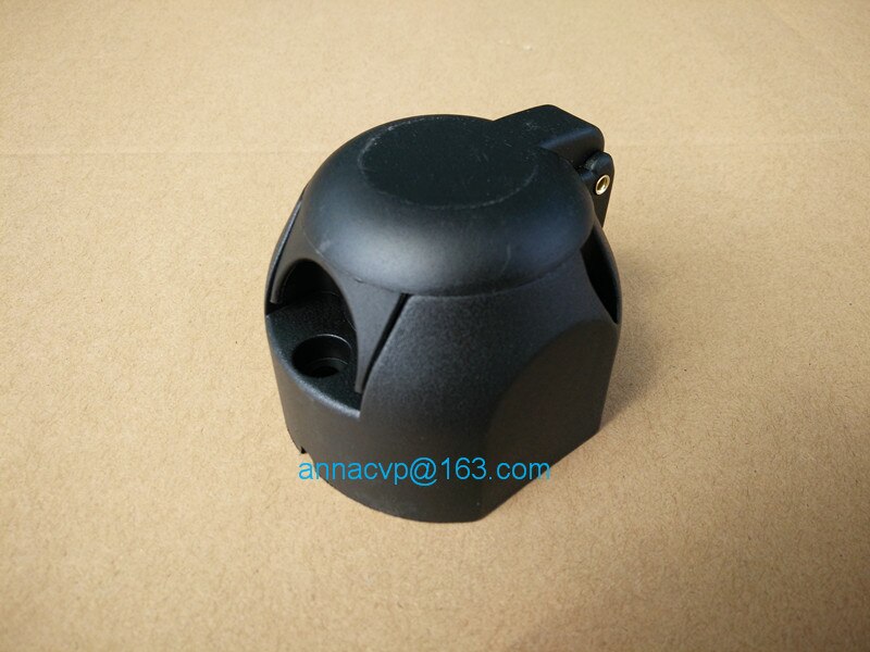 7 Pin trailer connector plastic round trailer socket set /boat/ caravan/ motorhome/ car/ auto/ truck/ RV trailer parts