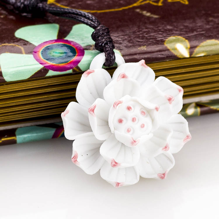 Vintage Stijl Blauw En Wit Keramische Handgemaakte Lotus Bloem Hanger Ketting Chinese Stijl Etnische Stijl Lange Ketting Vrouwen Lady