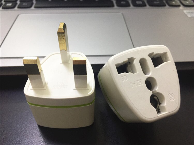 Plug socket French Standard Plug Russian debiao-to-post Converter Travel Portableuniversal traveladapter universal traveladapter: UK