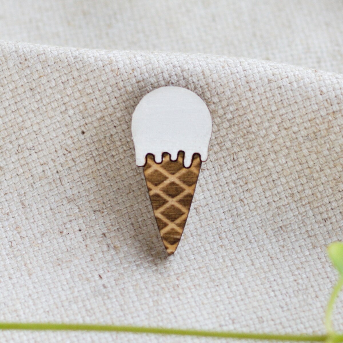 Yoga Brooch - Ice Design