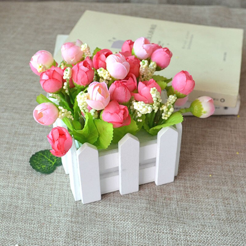 1 sett tregjerdevase + blomsterrose og tusenfryd silke kunstige blomster hjemmedekorasjon hageinnredning bursdag: K