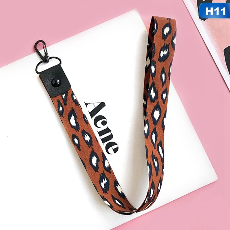 Soporte de teléfono con estampado de leopardo, cordón para llaves, tarjeta de identificación Cheetah, correas de cuello de Teléfono Animal con llavero: H11