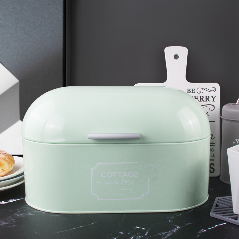 European-style Large-capacity Dustproof Bread Box Kitchen Baking Bread Food Tool Storage Box Home Iron Storage Box: green