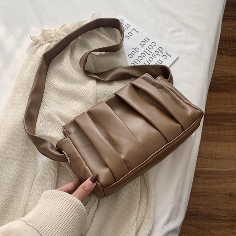 Dame muleposer til kvinder læder håndtasker kvinder skyer håndtaske messenger skuldertaske kvindelige vintage læder dumplings bolso: Kaffe skuldertaske