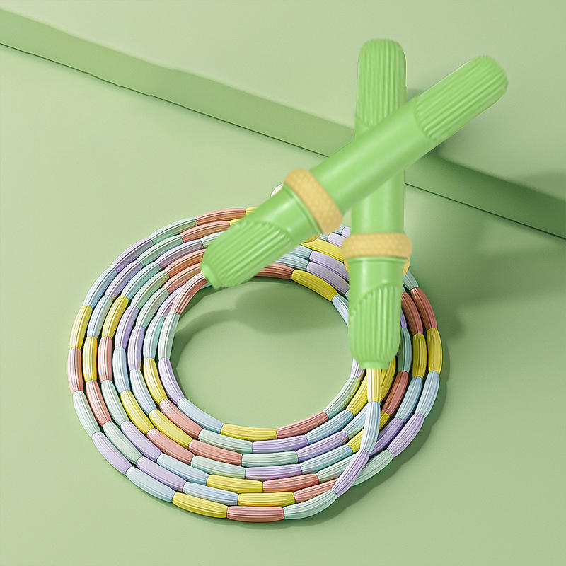 Cuerda para saltar de articulación de bambú de 2,8 M PP para principiantes, adultos y niños, cuentas suaves, sin enredos, cuerda para saltar segmentada para ejercicio físico: Blanco