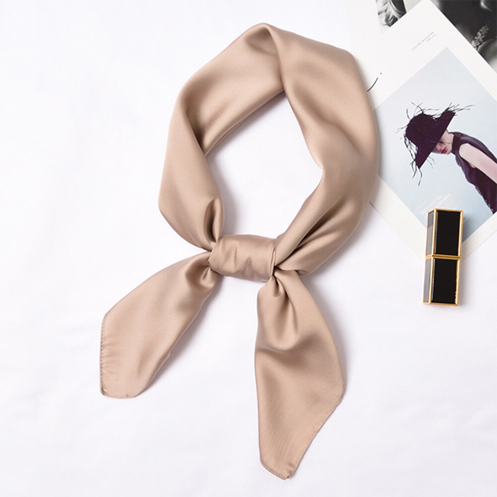 Solid halsduk kvinnor huvudduk för hår rosa grön vit sidenhalsduk dam 70cm*70cm fyrkantiga bandanas dam halsdukar: Kaki