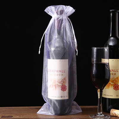 Organza wijnzakken met trekkoord, huwelijkscadeauzakje in paars rood goud roze bungurdy champagnefleshouder, feestevenementbenodigdheden: WIT