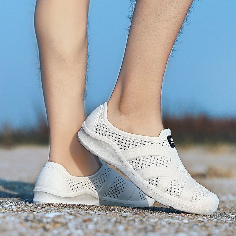 Letnie męskie buty do wody Outdoor lekkie buty na plażę Upstream antypoślizgowe oddychające sandały sportowe buty do wody szybko suche tenisówki