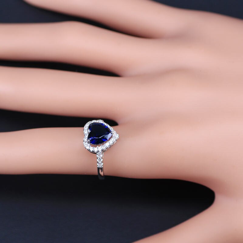 Russische eenvoudige stijl hart blauwe kristal witte zirkoon zilverkleurige sieraden sets voor dames ring ketting hanger oorbellen