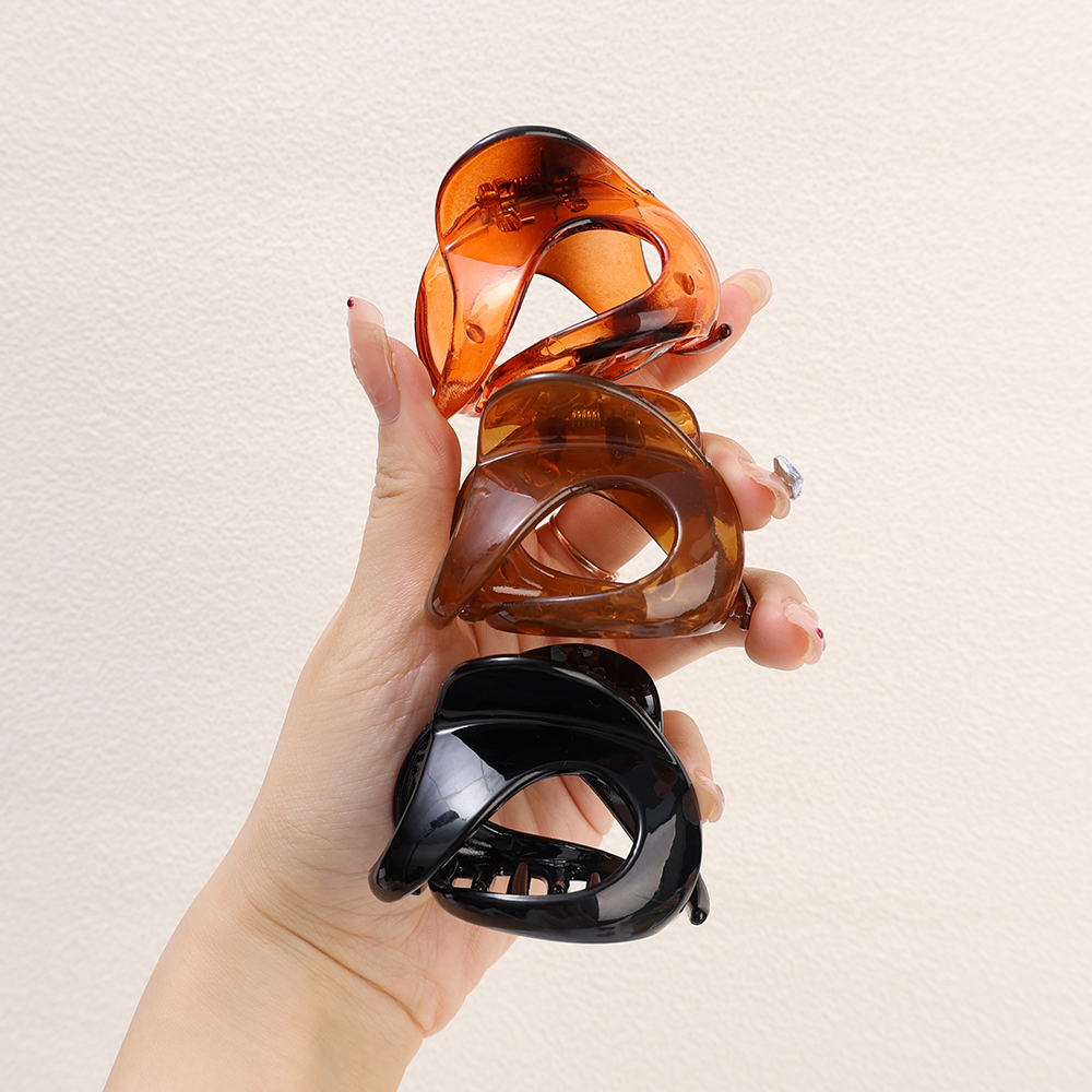 Pinza de garra de pelo cruzada para niña, pinza de pelo con forma de corazón dulce, cangrejo de tamaño pequeño, accesorios para el cabello elegantes, de