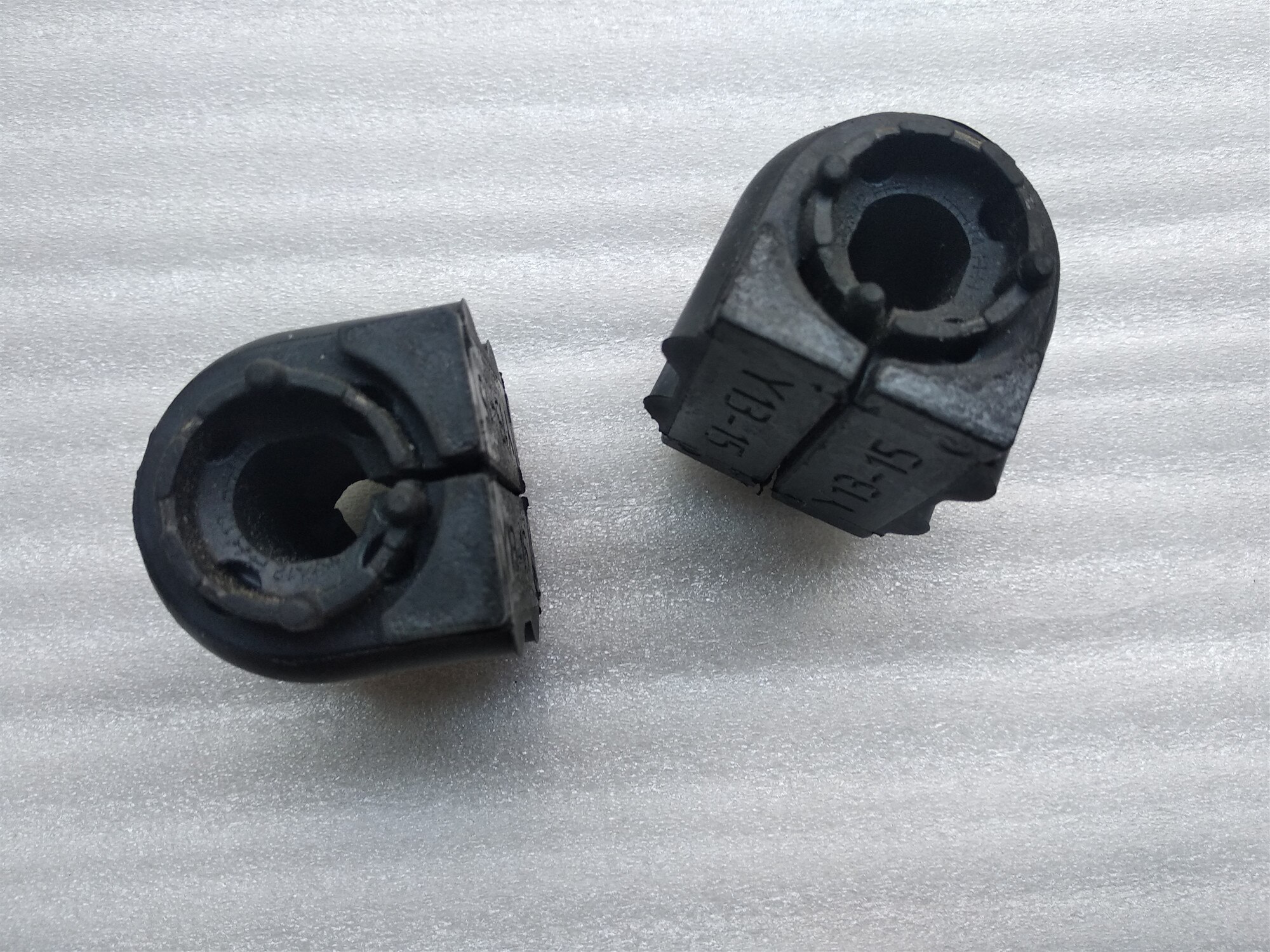 For hyundai Rear stabilizer bar bushing, rear balance bar rubber sleeve 555133S000 55513-3S000