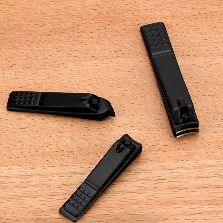 Nail Clipper Ultra Sharp Sturdy Fingernail and Toenail Clipper Cutter Curved / Oblique Nail Tool, Carbon Steel, Black